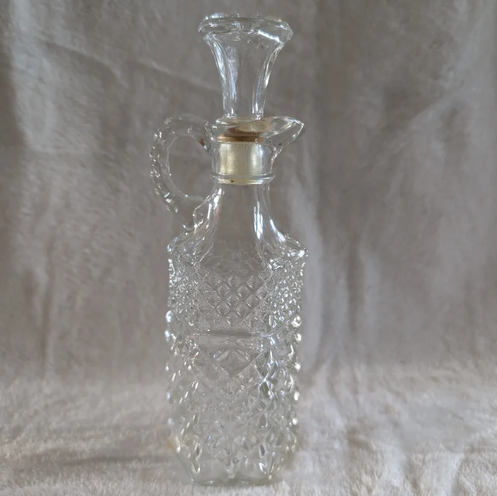 Vintage Clear Pressed Glass Cruet - Hexagonal Diamond Point Pattern with Stopper